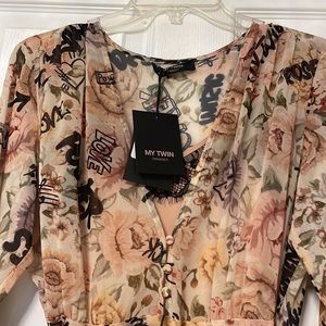 NEW!!!MY TWIN GRAFFITI FL DRESS,size Small